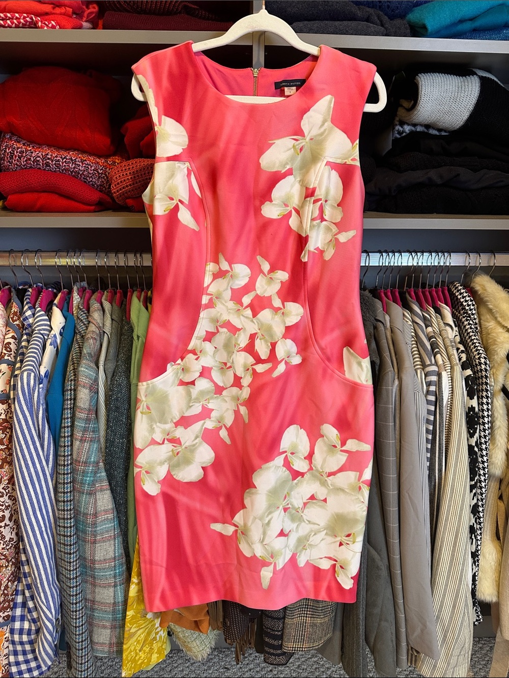 Tommy Hilfiger pink/white floral sleeveless lined sheath dress size 6 NWOT